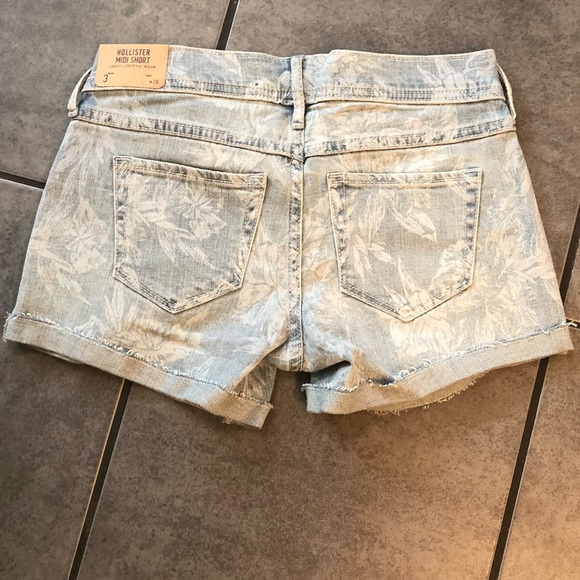 Hollister Jean shorts - Picture 2 of 5